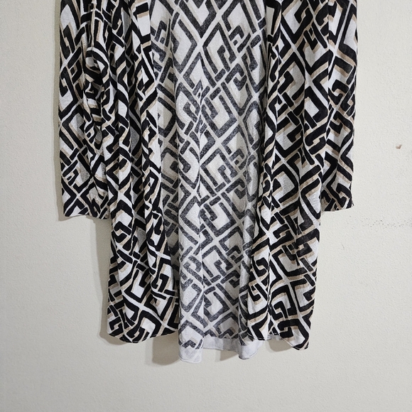 Chico's Geometric Cardigan - Picture 4 of 9